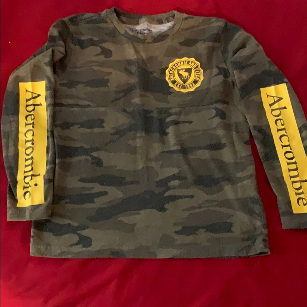 Long sleeve Abercrombie tshirt